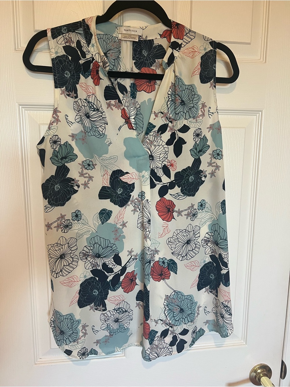 Van Heusen Floral Top in Navy, Aqua & Coral
